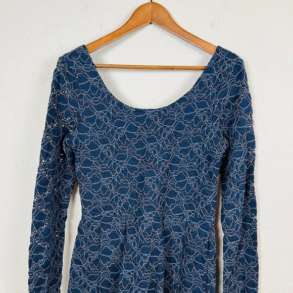 Free People Dress Embroider Floral Casual Flare Scoop Neck Blue Party Date - M - Picture 2 of 6